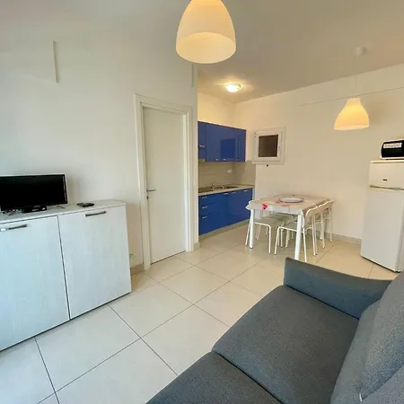 Modern In A Quiet Area - Beahost Apartment *
